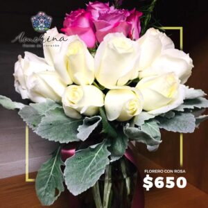 Florero con Rosas